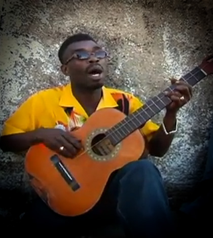 Brushy One String – Chicken In The Corn (Video) brushy-one-string