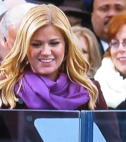 Kelly Clarkson at inauguration