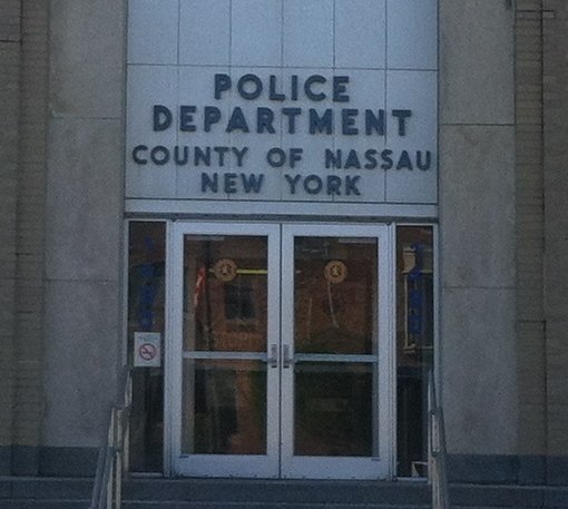 nassau cop