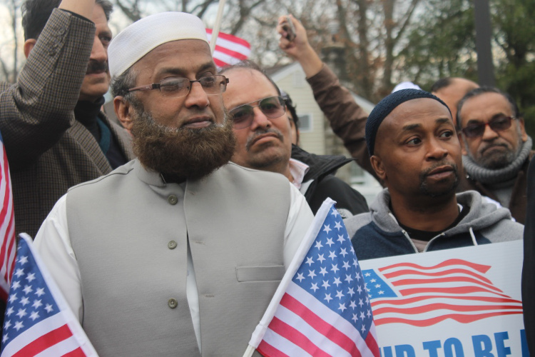 About 100 Muslim Americans rallied at Masjid Noor in Huntington to reaffirm their love for America and denounce terror. (Rashed Mian/Long Island Press)