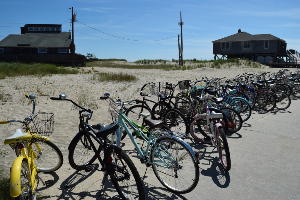 De strandfietsen zijn de belangrijkste vorm van vervoer op Fire Island.