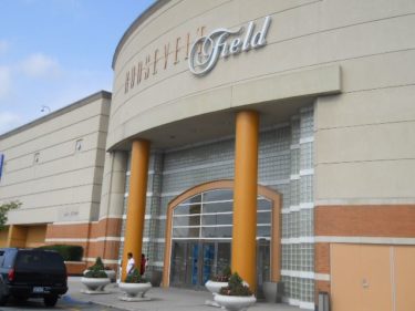 Roosevelt Field Mall