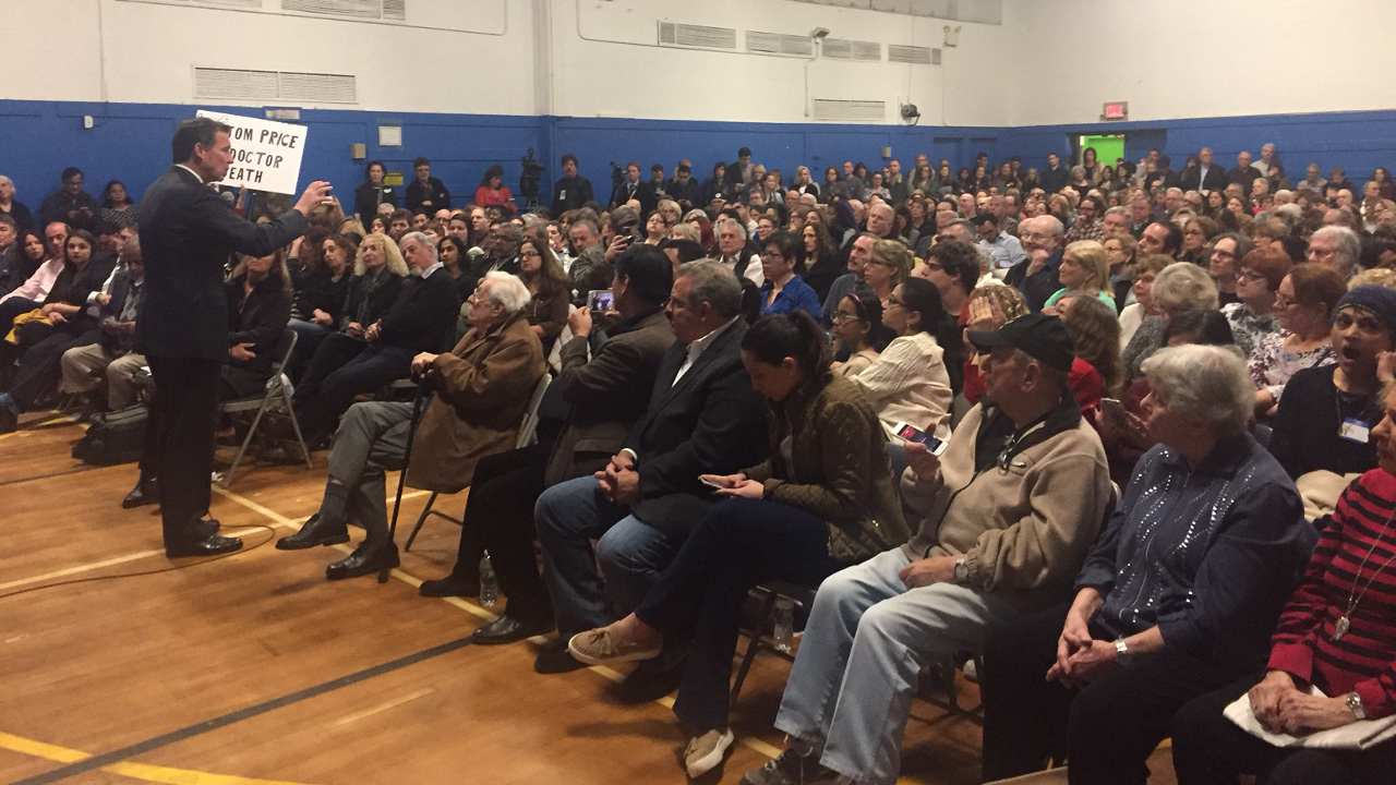 Tom Suozzi town hall