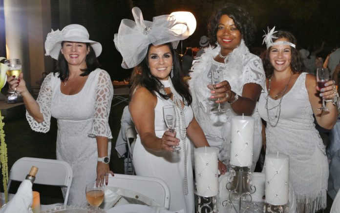 Le Dîner en Blanc Le Dîner en Blanc