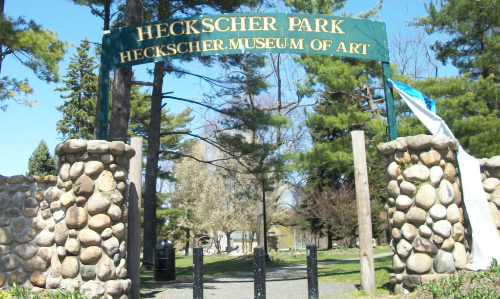 Heckscher Park