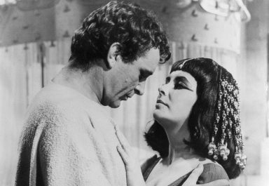 Richard Burton and Elizabeth Taylor in Cleopatra.