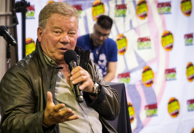 6/16/2018 Uniondale, N.Y. — William Shatner speaks to fans at Eternal Con.