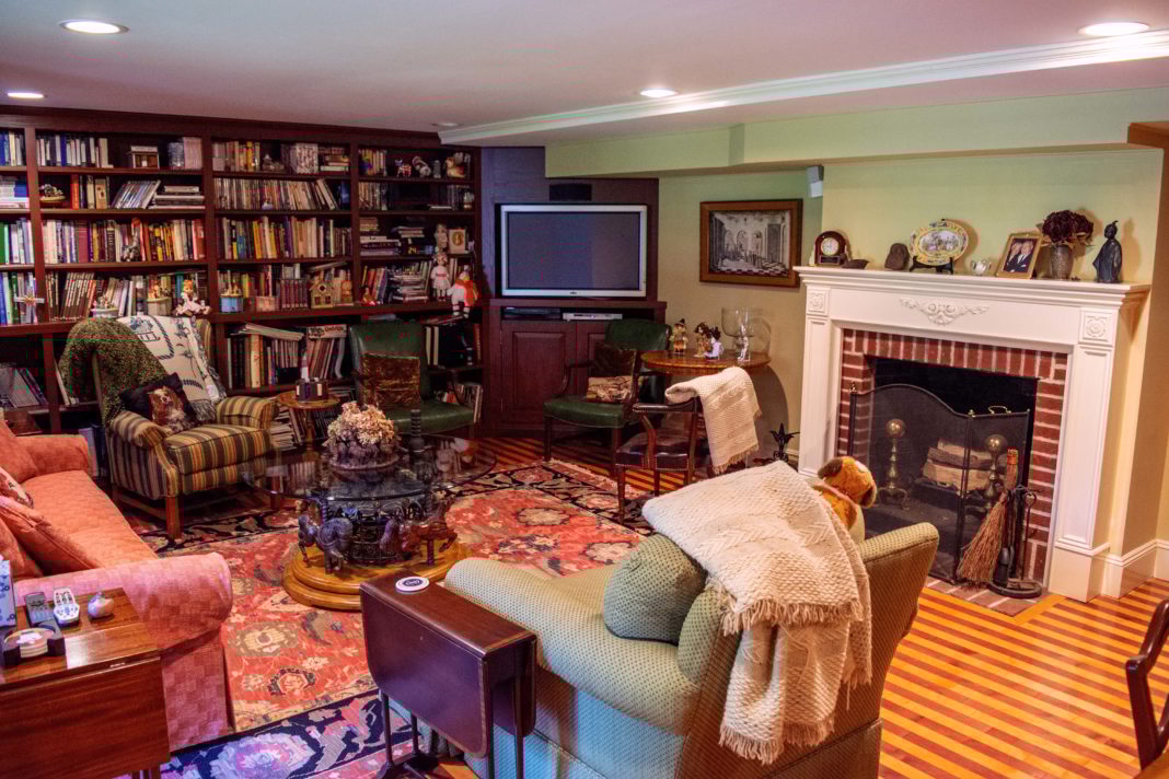 Roslyn Retreat ExCIA Director’s Compound On The Market