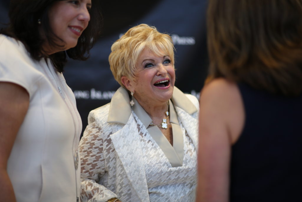 3o4a9584 vicki da action