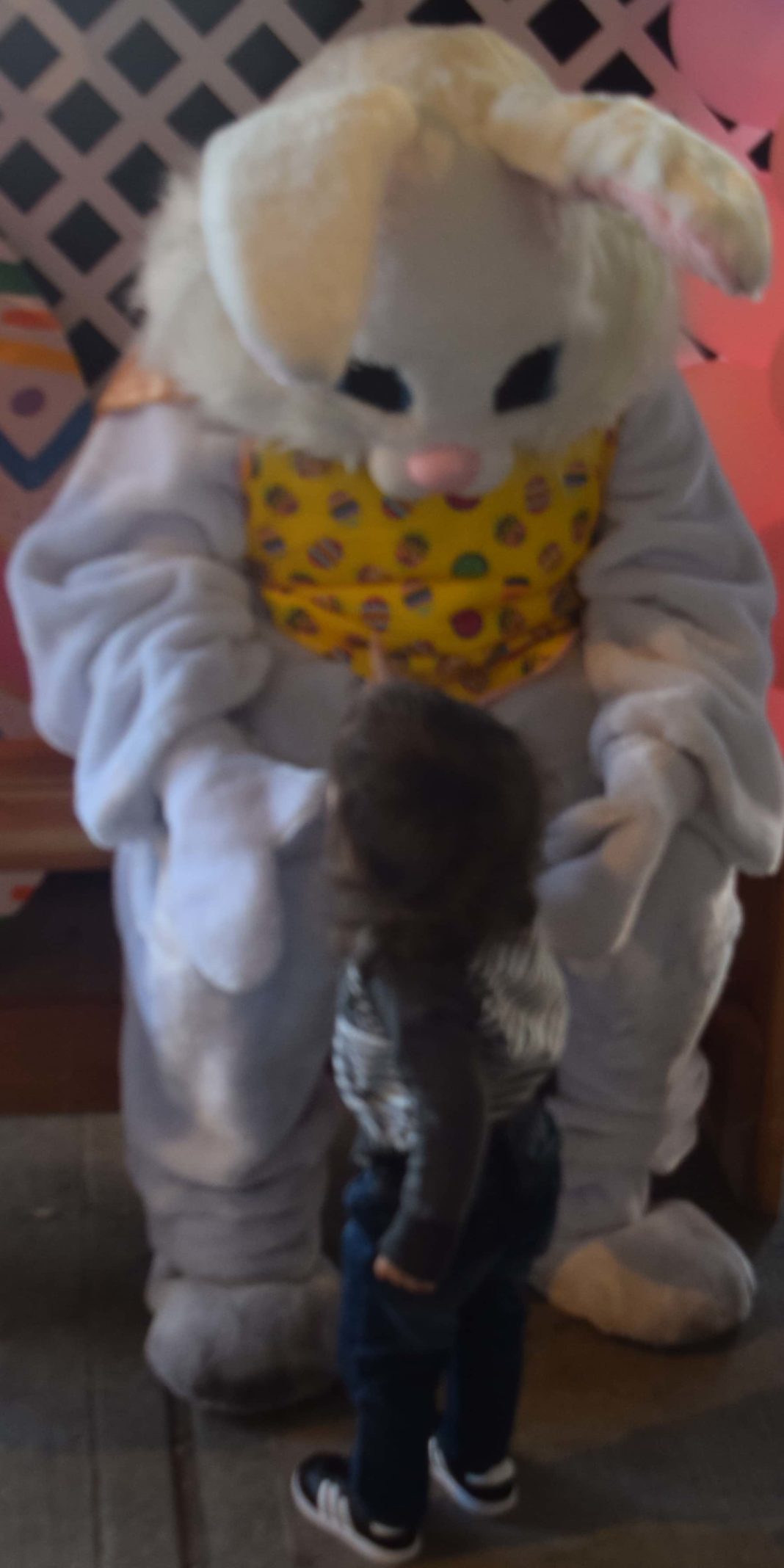 Kids Pack Stew Leonard’s For Unique Egg Hunt