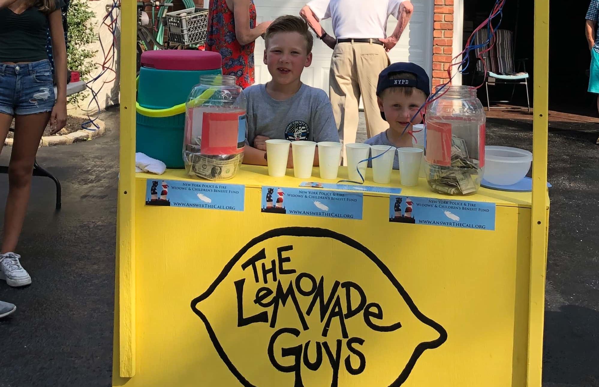 Massapequa Kids Hold Lemonade Stand For Charity