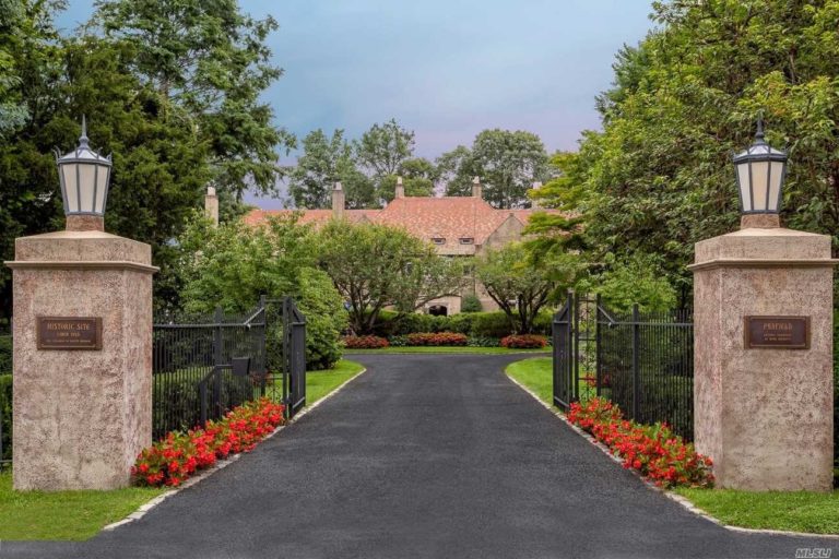 Historic Waterfront Lloyd Harbor Mansion Asks 9.5M