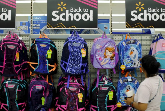 2020-07-20T142322Z_168412735_RC22XH90VS4X_RTRMADP_3_RETAIL-BACK-TO-SCHOOL (1)