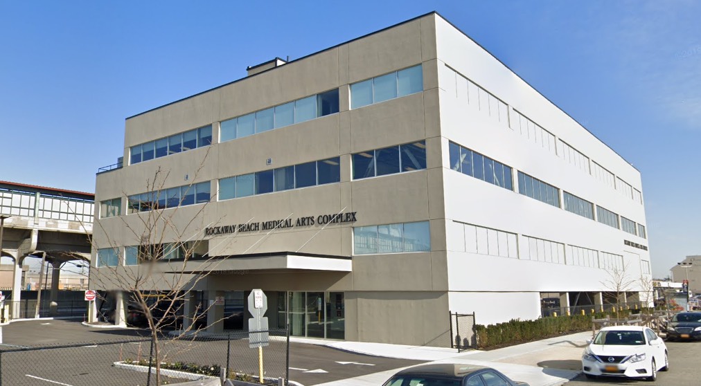 Women’s Health Center on 3rd Floor_Exterior of Building