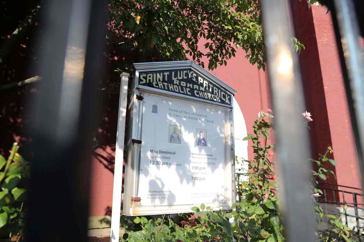 2018-09-19T133448Z_1249005162_RC1F2D36C620_RTRMADP_3_USA-ABUSE-NEW-YORK (1)