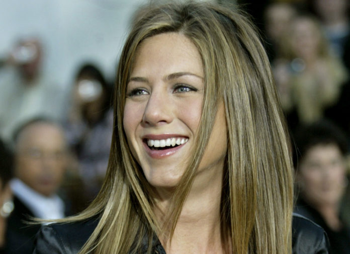 FILE IMAGE OF JENNIFER ANISTON ARRIVES BRUCE ALMIGHTY PREMIERE. long island