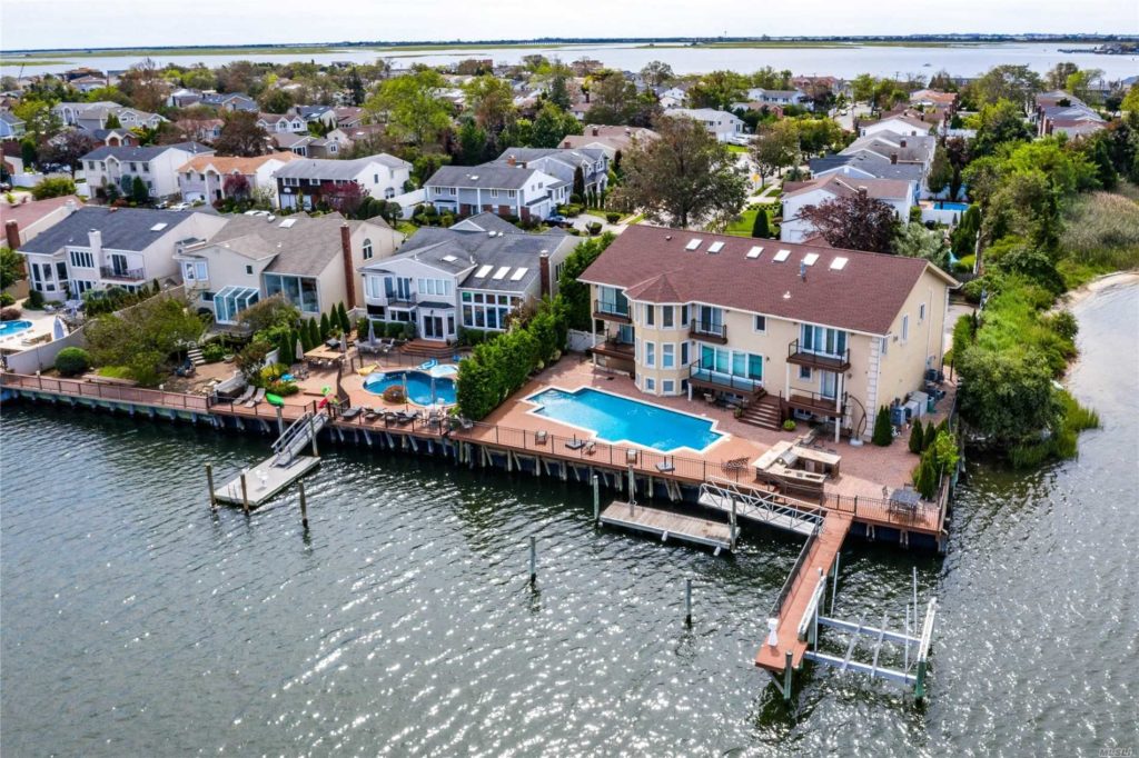 Luxurious Waterfront Home in Merrick Asks 2.6M