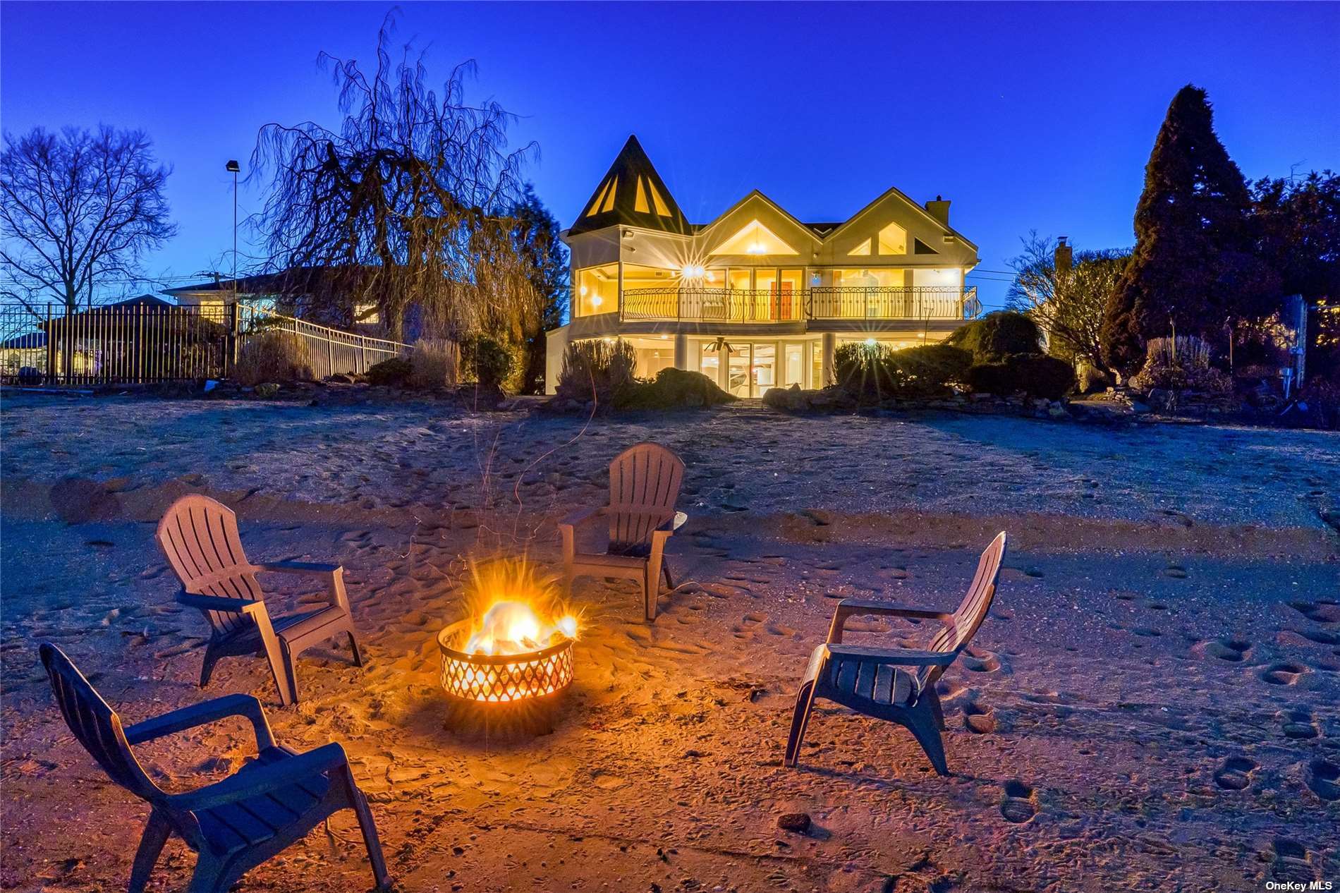 Stunning, Resortstyle Beach House in Bellmore Asks 1.5M