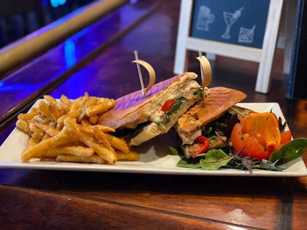 restaurants on long island