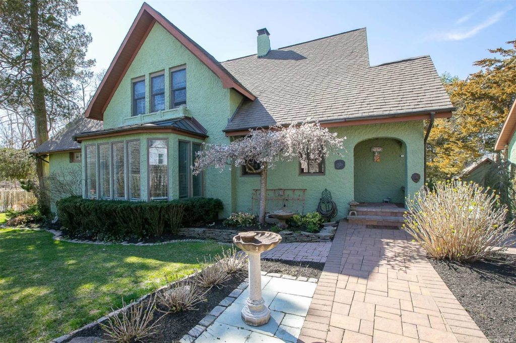 Vintage, Lightfilled Wading River Home Asks 650K