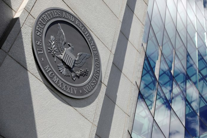 2021-07-09T192015Z_1_LYNXNPEH6815K_RTROPTP_4_USA-SEC-DISCLOSURE (1) insider trading