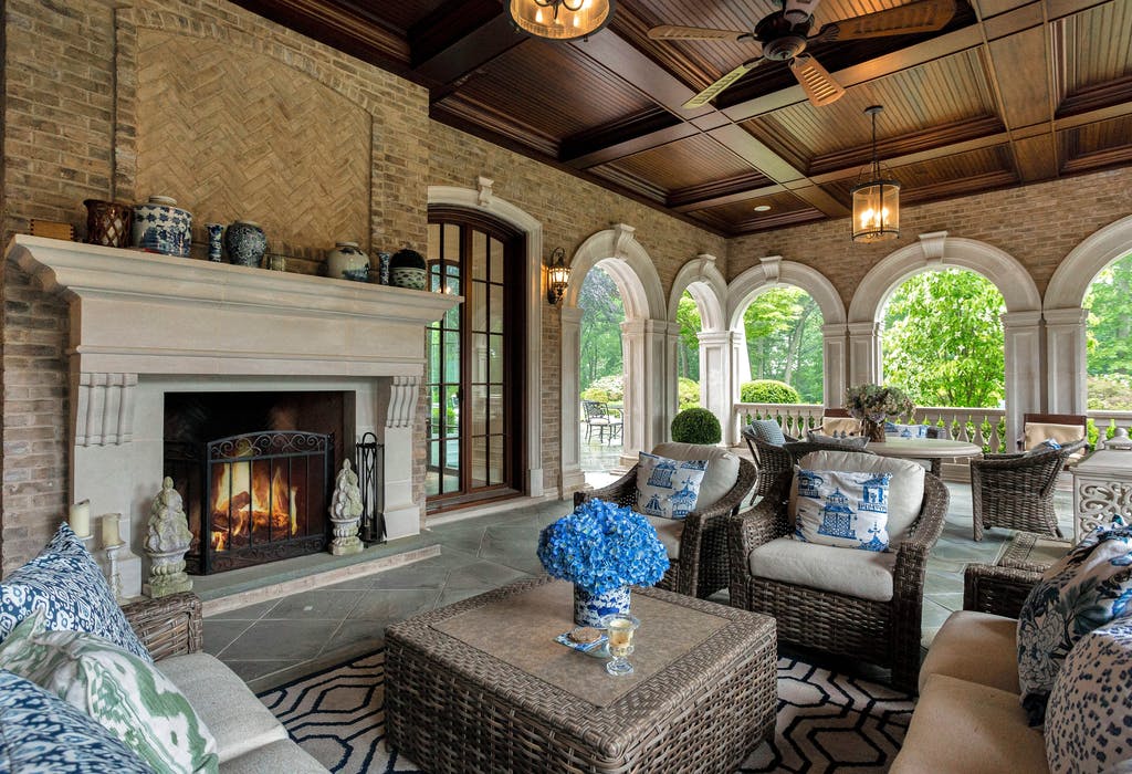 315MillHillRoad MillNeckNewYork Regina Rogers DouglasElliman Photography 103950010 high res