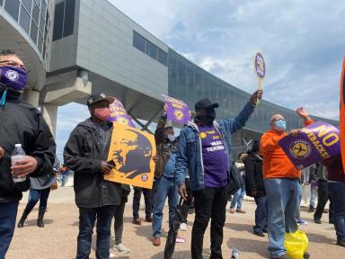 airport workers