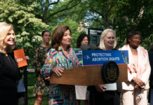 Hochul Announces Measures to Clarify NY As Abortion Safe Haven Following Texas Anti-abortion Laws abortion laws