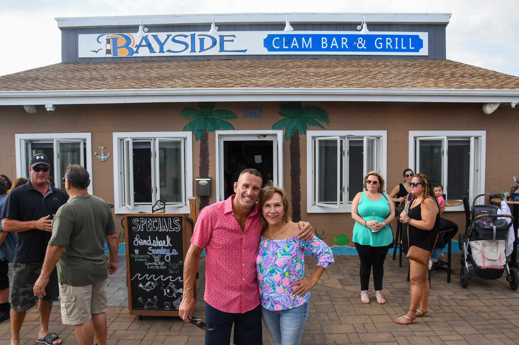 Image 4 Anthony Snoble Owner of theThe Bayside Clam Bar and Grill in East Islip Joan MacNaughton