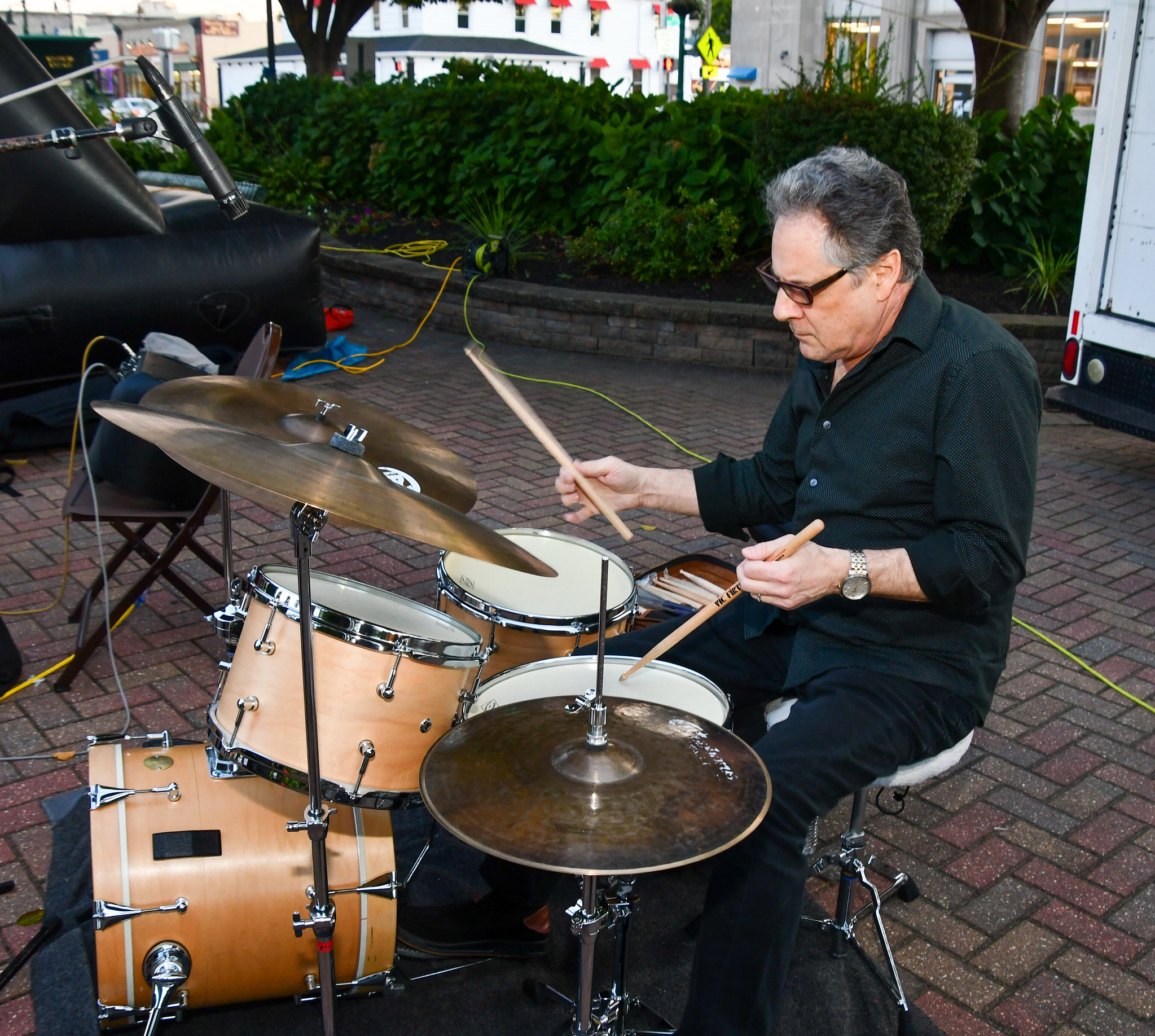 image 10 tom cabrera