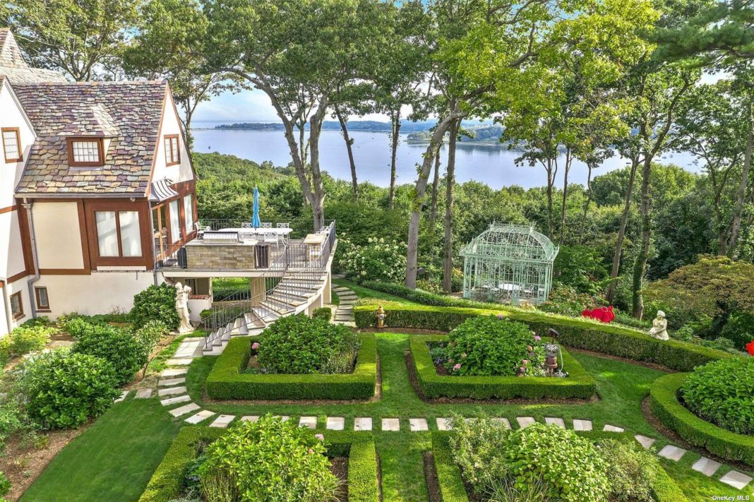 Historic Mill Neck Mansion on the Harbor Asks 27M