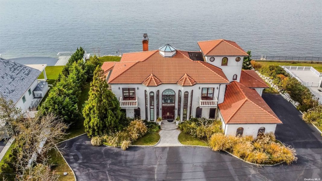 Stunning Waterfront Mansion in Glen Cove Asks 5.3M