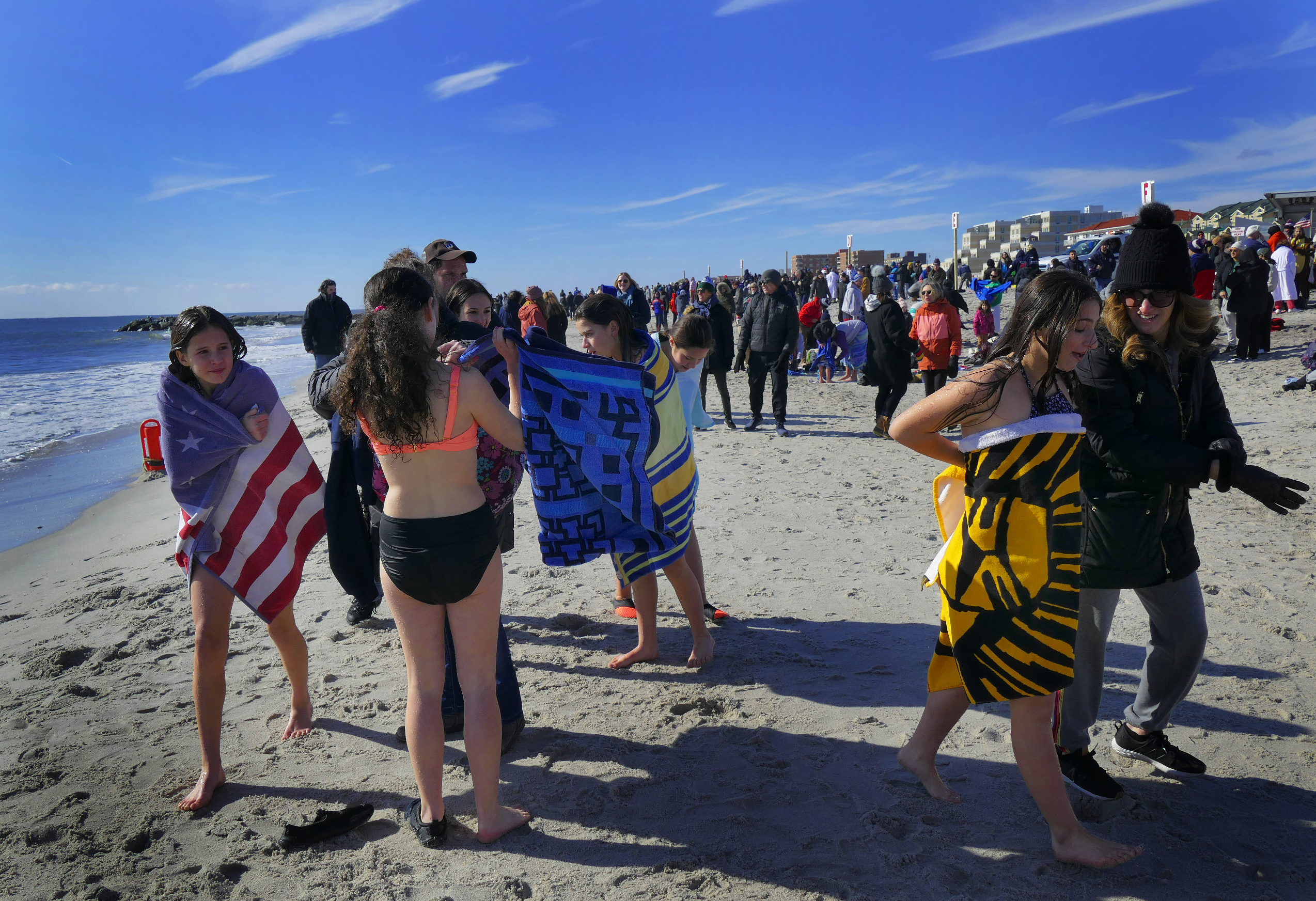 Long Beach Polar Bear Splash was more than just refreshing 2622 Joe Abate