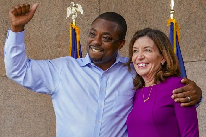 Kathy Hochul, Brian Benjamin hochul