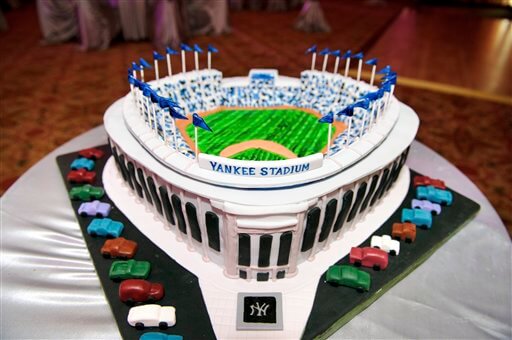 Weddings Grooms Cakes