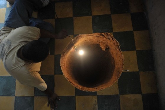 Guatemala-Sinkhole-560×373