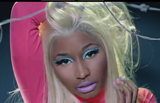 Nicki Minaj in Beez in the trap video