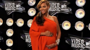 beyonce_ap_s640x359-300×168