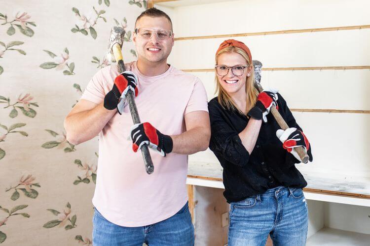 jon and dani wrobel flip to a million hgtv 1