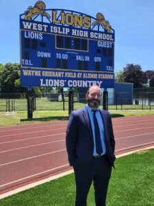 West Islip appoints superintendent