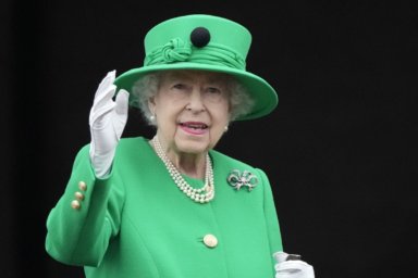 queen elizabeth