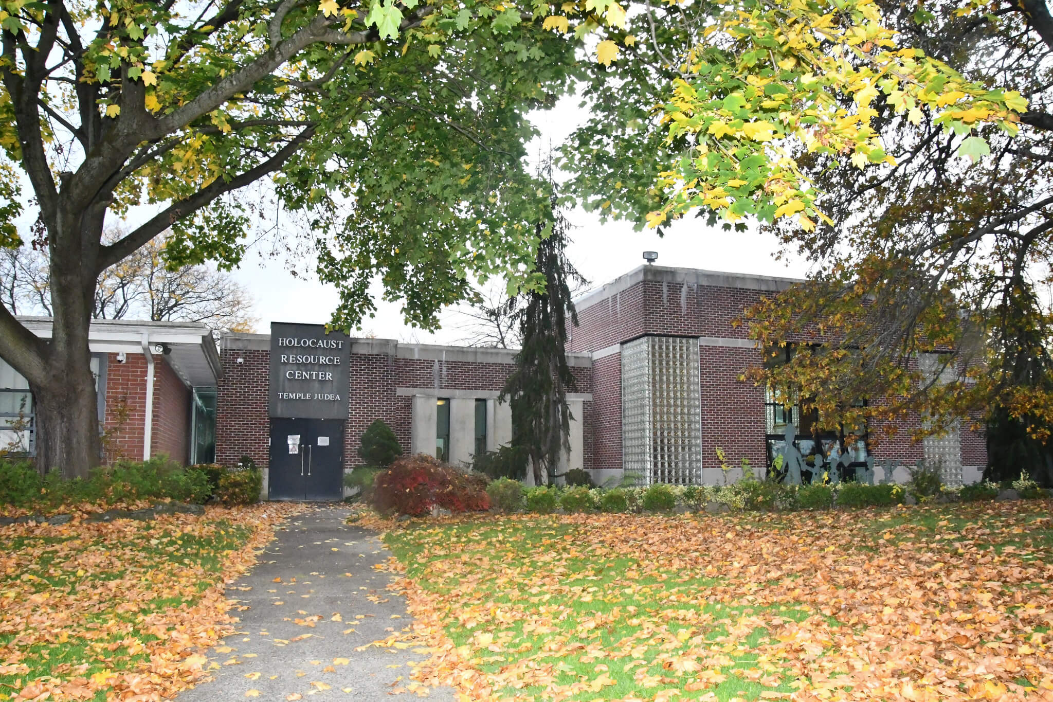 Image 17 Irving Roth Holocaust Resource Center at Temple Judea