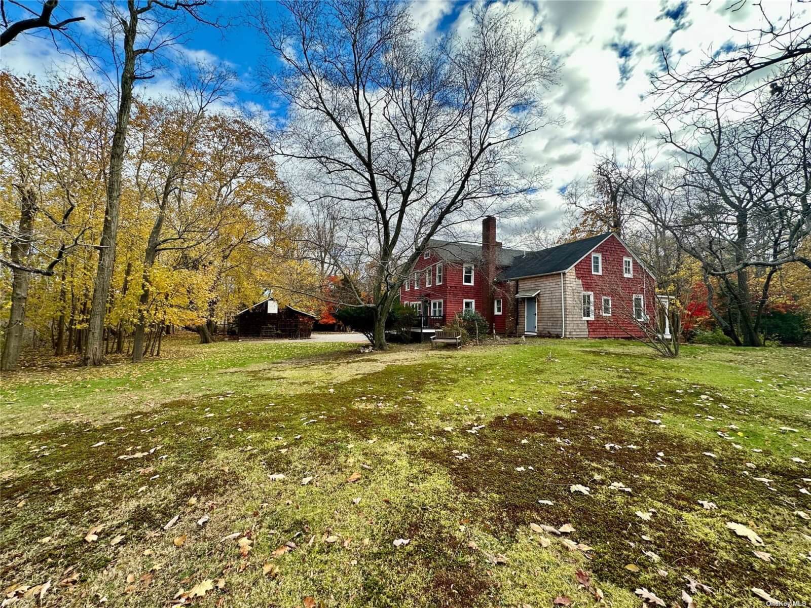 Saint James Farm Colonial Home from 1800s Asks 849K