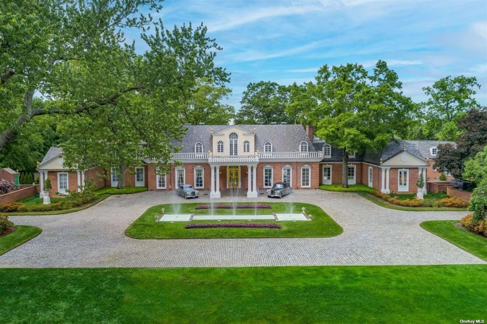 Lavish Levitt Gold Coast Mansion in Mill Neck Asks 5.5M