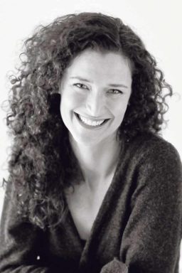 CaraMenzel_020218.HeadShot_credit S. Starr