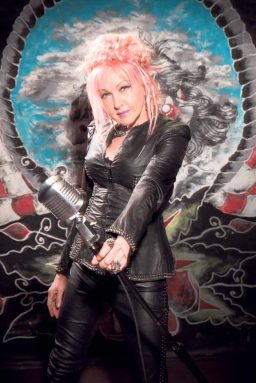 cyndi-lauper-stage-photo-credit-chapman-baehler2