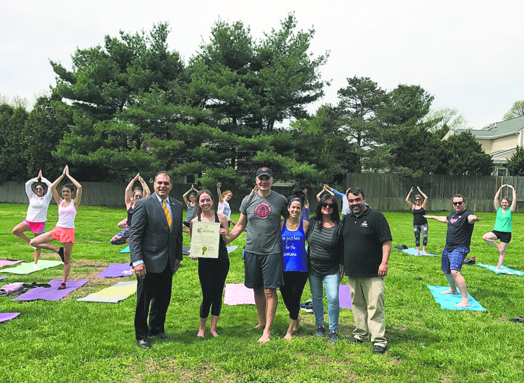 Yoga_51017A