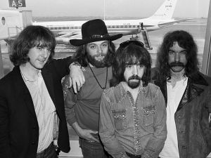 800px the byrds 1970
