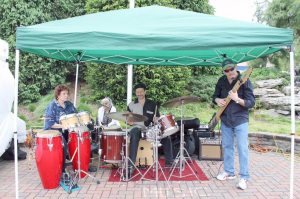 String-Tet played music throughout the day