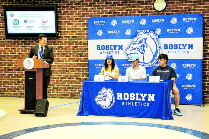 AthleticSigning A 1 1024x682 1